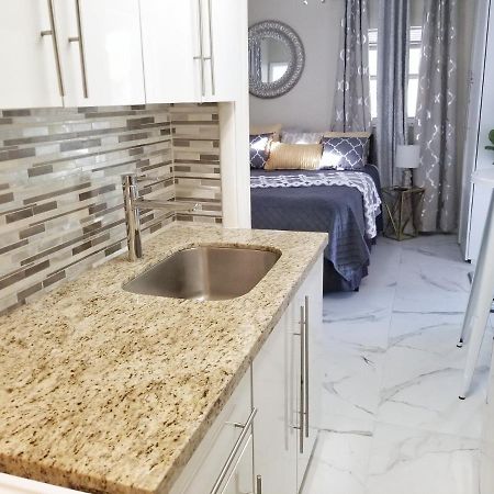 Glam Private Studio 4 Miles From Beach Hollywood Buitenkant foto